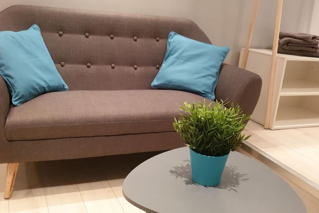 Studio indépendant avec terrasse vue jardin Beauchamps  Extérieur photo